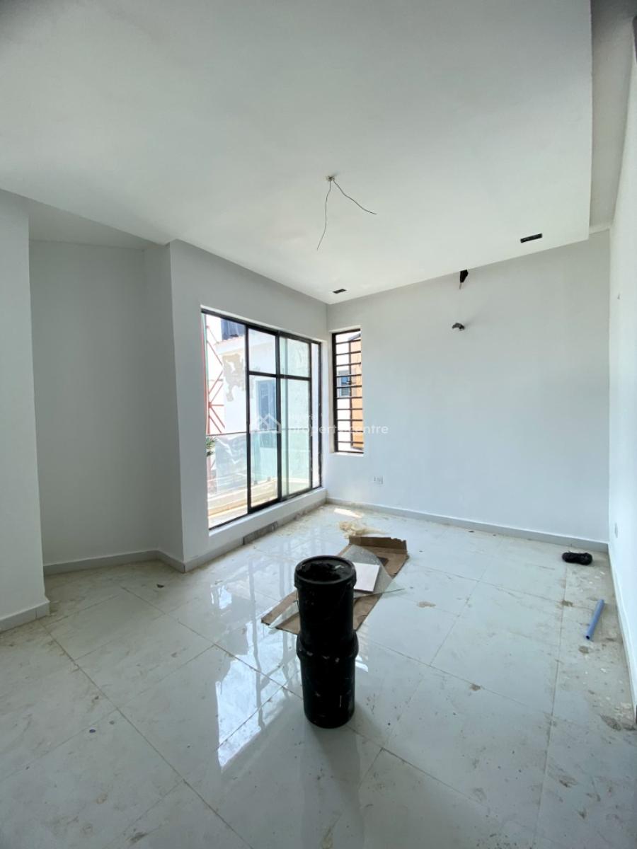 4bedroom Semi Detached Duplex, Ikota, Lekki, Lagos, Semi-detached Duplex for Sale