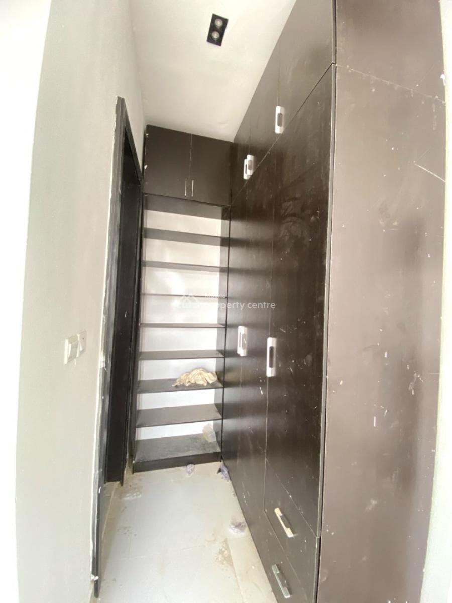 4bedroom Semi Detached Duplex, Ikota, Lekki, Lagos, Semi-detached Duplex for Sale