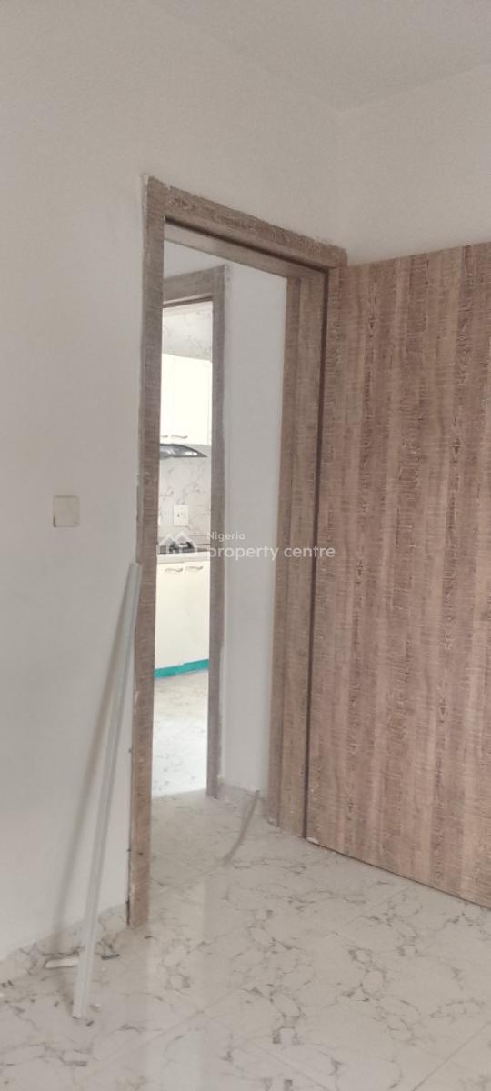 a Luxurious Room, Orchid Road, Van Daniel Estate, Lekki, Lagos, Self Contain (single Rooms) for Rent