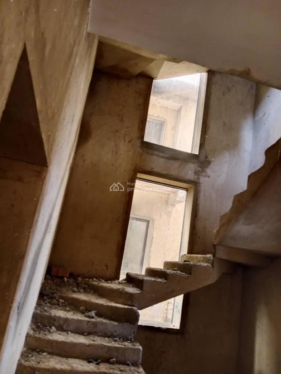 Find Your  Perfect Home in This 5 Bedroom Terraced Duplex, Gwarinpa, Abuja, Terraced Duplex for Sale