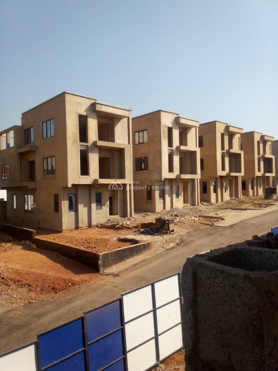 Find Your  Perfect Home in This 5 Bedroom Terraced Duplex, Gwarinpa, Abuja, Terraced Duplex for Sale