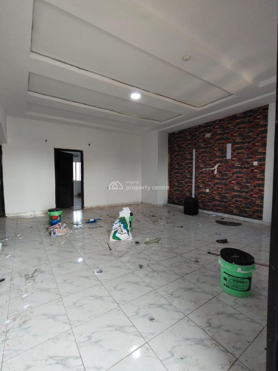 Well Maintained 3 Bedroom Flat, Jihova Witness Road, Bogije, Ibeju Lekki, Lagos, Flat / Apartment for Rent