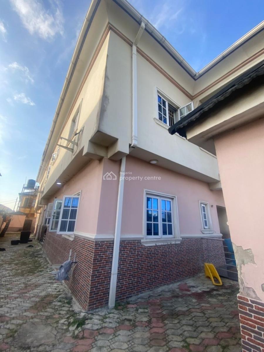 Well Maintained 4 Bedroom Semi Detached Duplex with Excellent Faciliti, Addo Road, Ajah, Lagos, Semi-detached Duplex for Rent