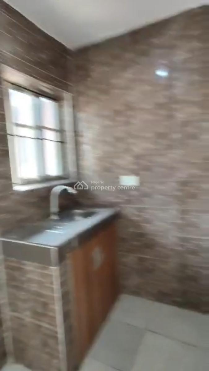 Well Maintained Mini Flat, Shapati, Bogije, Ibeju Lekki, Lagos, Mini Flat (room and Parlour) for Rent