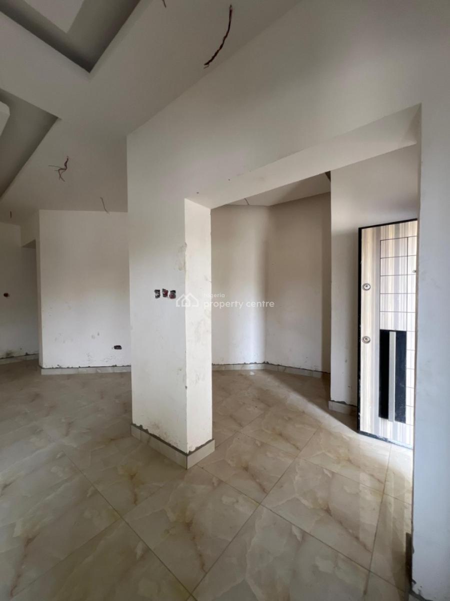 Massive 6-bedroom Terraced Duplex  with Family Lounge, Jahi, Abuja, Terraced Duplex for Sale
