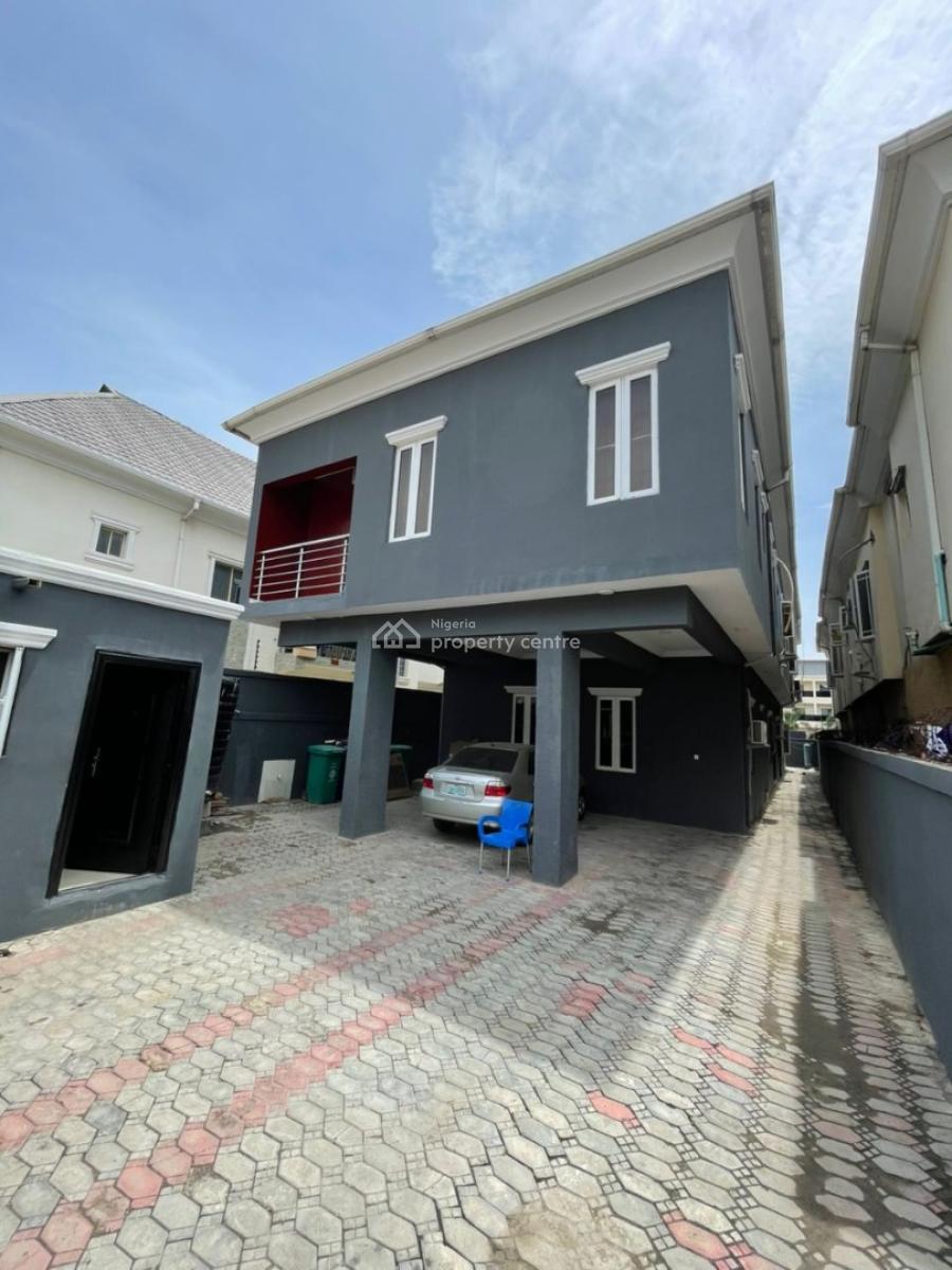 Well Renovated 2 Bedroom Apartment, Freedom Way Lekki, Lekki Expressway, Lekki, Lagos, Flat / Apartment for Rent