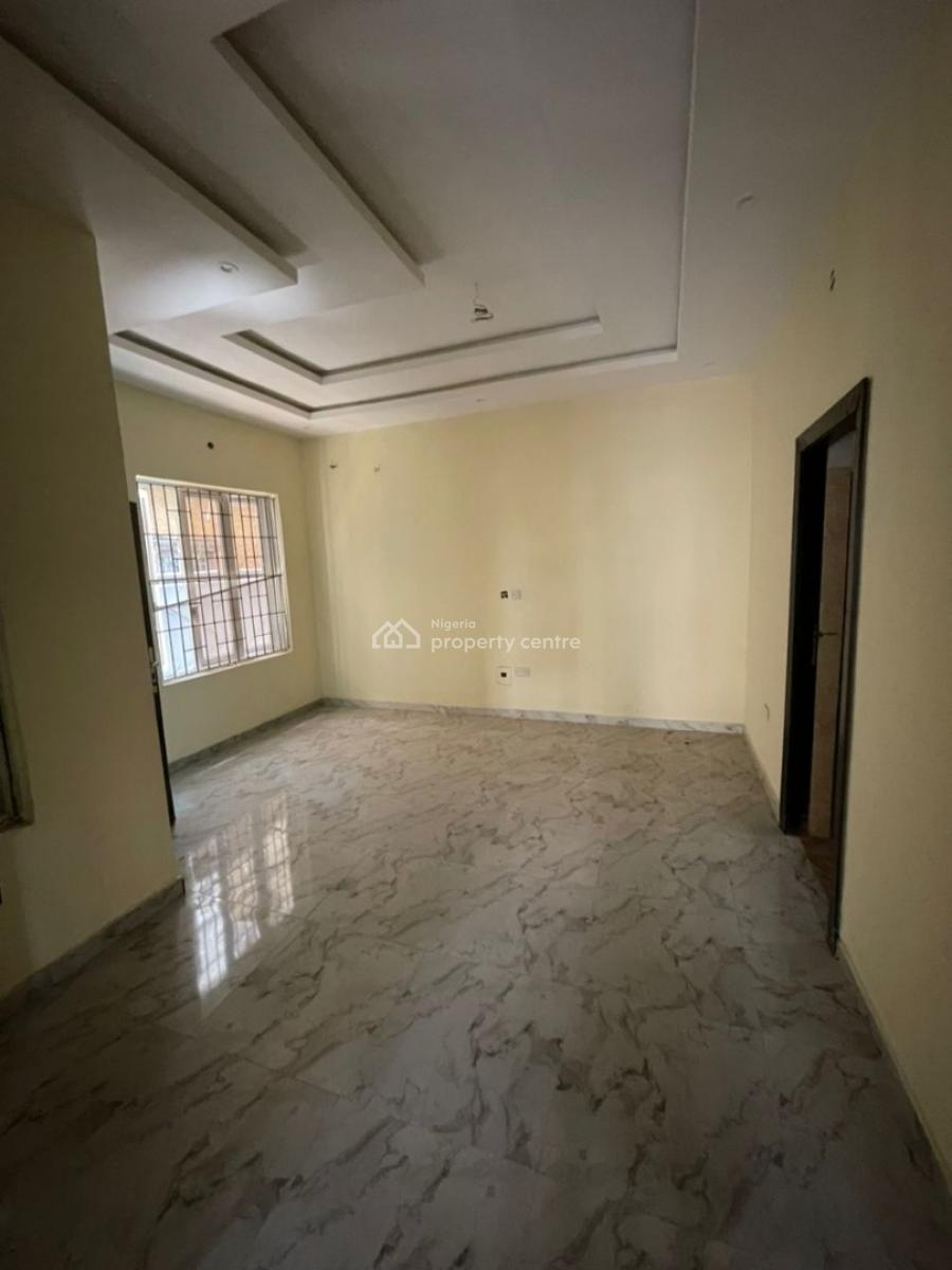Well Renovated 2 Bedroom Apartment, Freedom Way Lekki, Lekki Expressway, Lekki, Lagos, Flat / Apartment for Rent