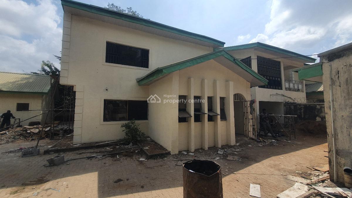 Newly Renovated 4-bedroom Semi-detached Duplex with a Room Self-contai, Team 1, Off 1st Avenue, Gwarinpa, Abuja, Semi-detached Duplex for Rent