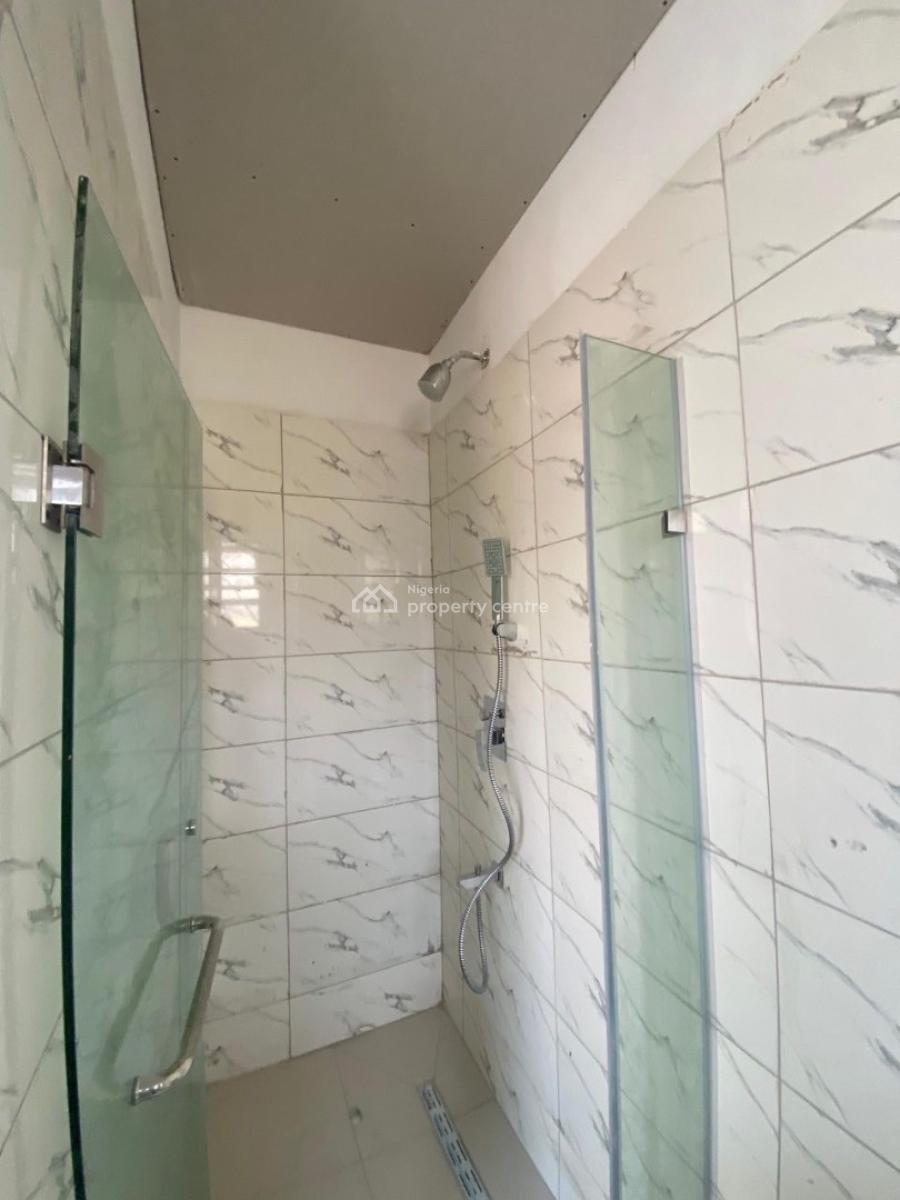 Lovely  2 Bedroom Apartments, Ologolo, Lekki, Lagos, Flat / Apartment for Sale