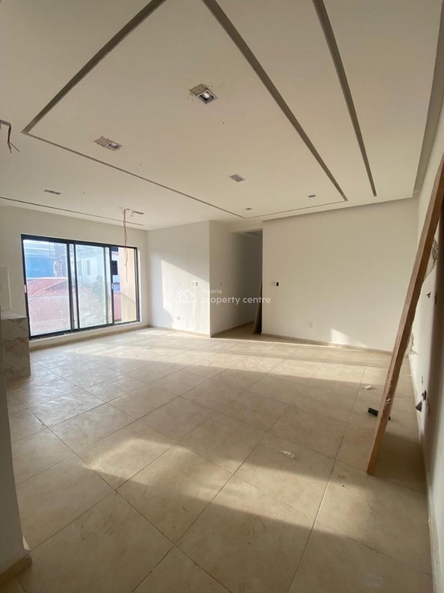 Lovely  2 Bedroom Apartments, Ologolo, Lekki, Lagos, Flat / Apartment for Sale