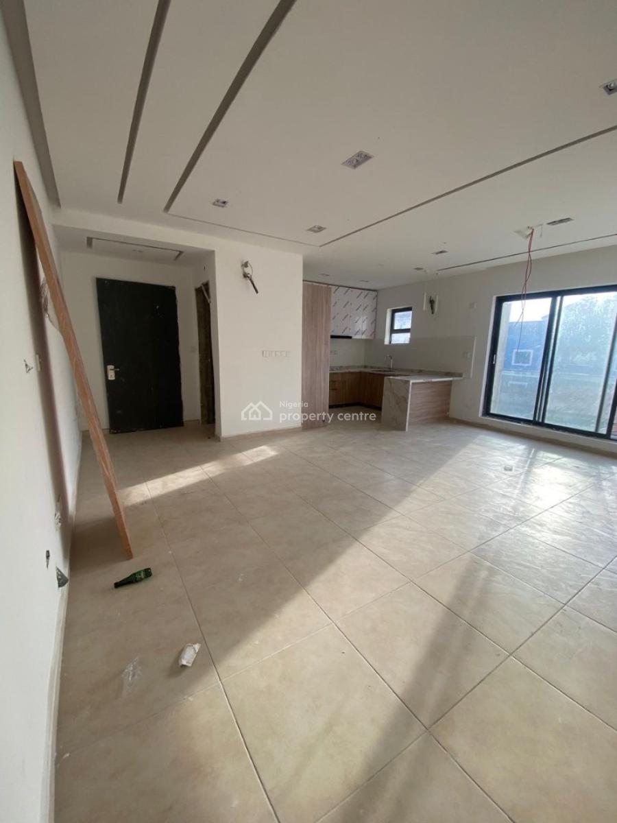 Lovely  2 Bedroom Apartments, Ologolo, Lekki, Lagos, Flat / Apartment for Sale