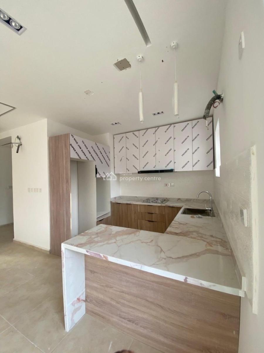 Lovely  2 Bedroom Apartments, Ologolo, Lekki, Lagos, Flat / Apartment for Sale