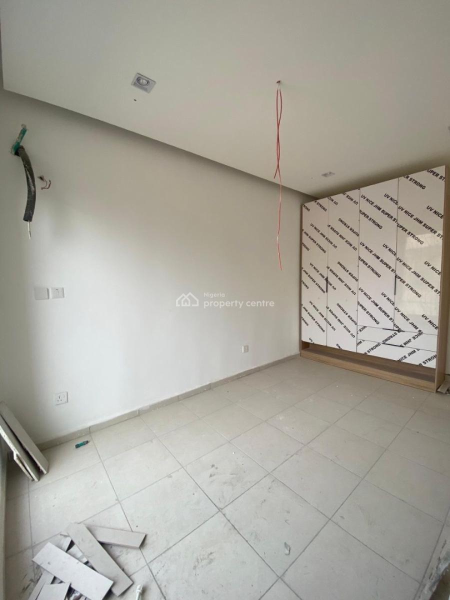 Lovely  2 Bedroom Apartments, Ologolo, Lekki, Lagos, Flat / Apartment for Sale