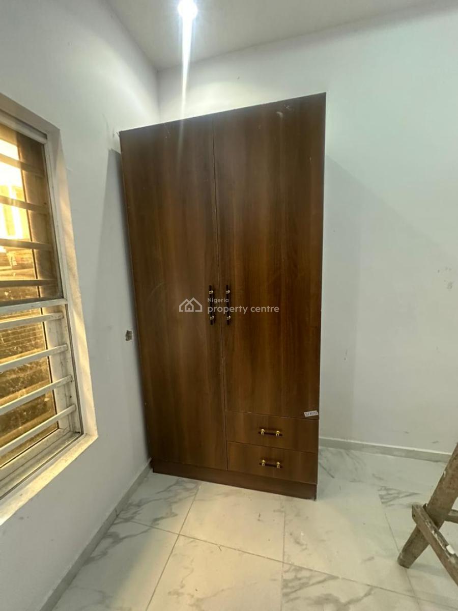 a Room Shared Kitchen, Idado Estate, Lekki, Lagos, Flat / Apartment for Rent