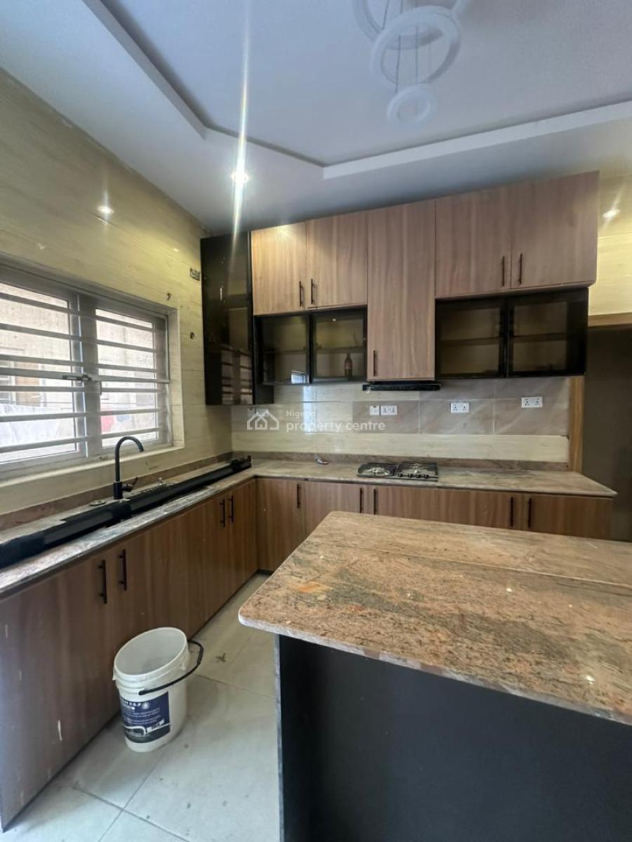 a Room Shared Kitchen, Idado Estate, Lekki, Lagos, Flat / Apartment for Rent