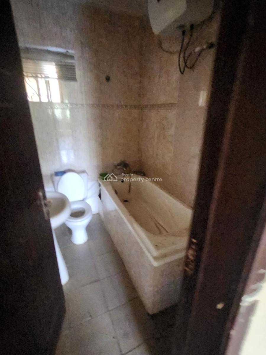 Nice 3 Bedroom Flat, 2nd Floor,  Office /residence, Off Amino Kano, Wuse 2, Abuja, Flat / Apartment for Rent