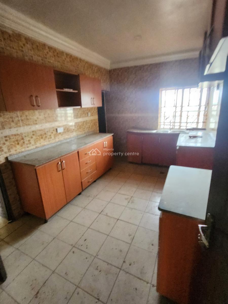 Nice 3 Bedroom Flat, 2nd Floor,  Office /residence, Off Amino Kano, Wuse 2, Abuja, Flat / Apartment for Rent