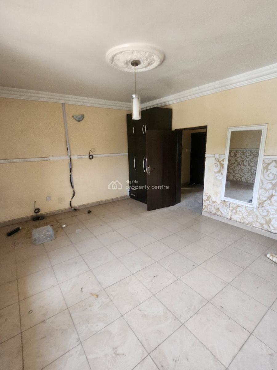 Nice 3 Bedroom Flat, 2nd Floor,  Office /residence, Off Amino Kano, Wuse 2, Abuja, Flat / Apartment for Rent