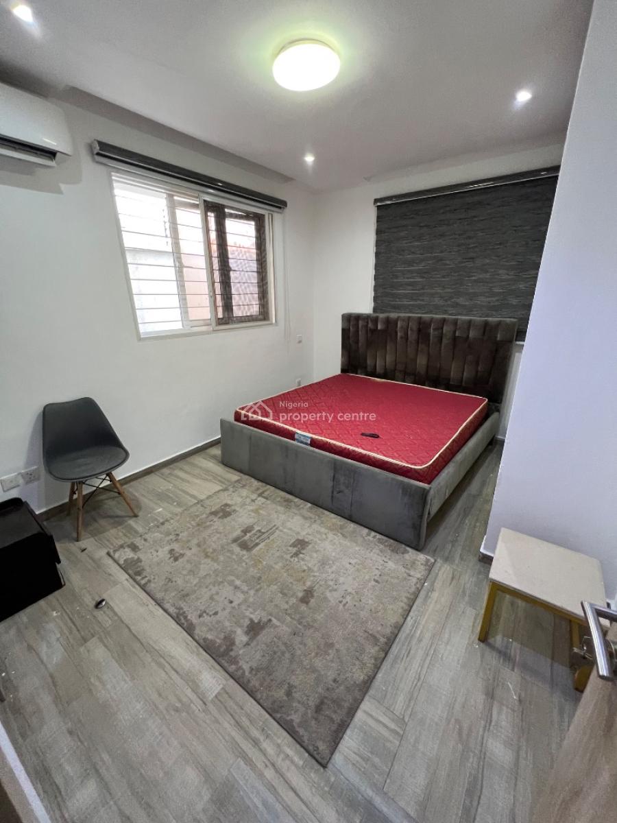 Furnished 3-bedroom Apartment in an Excellent Location, Lekki Phase 1, Lekki, Lagos, Flat / Apartment for Rent