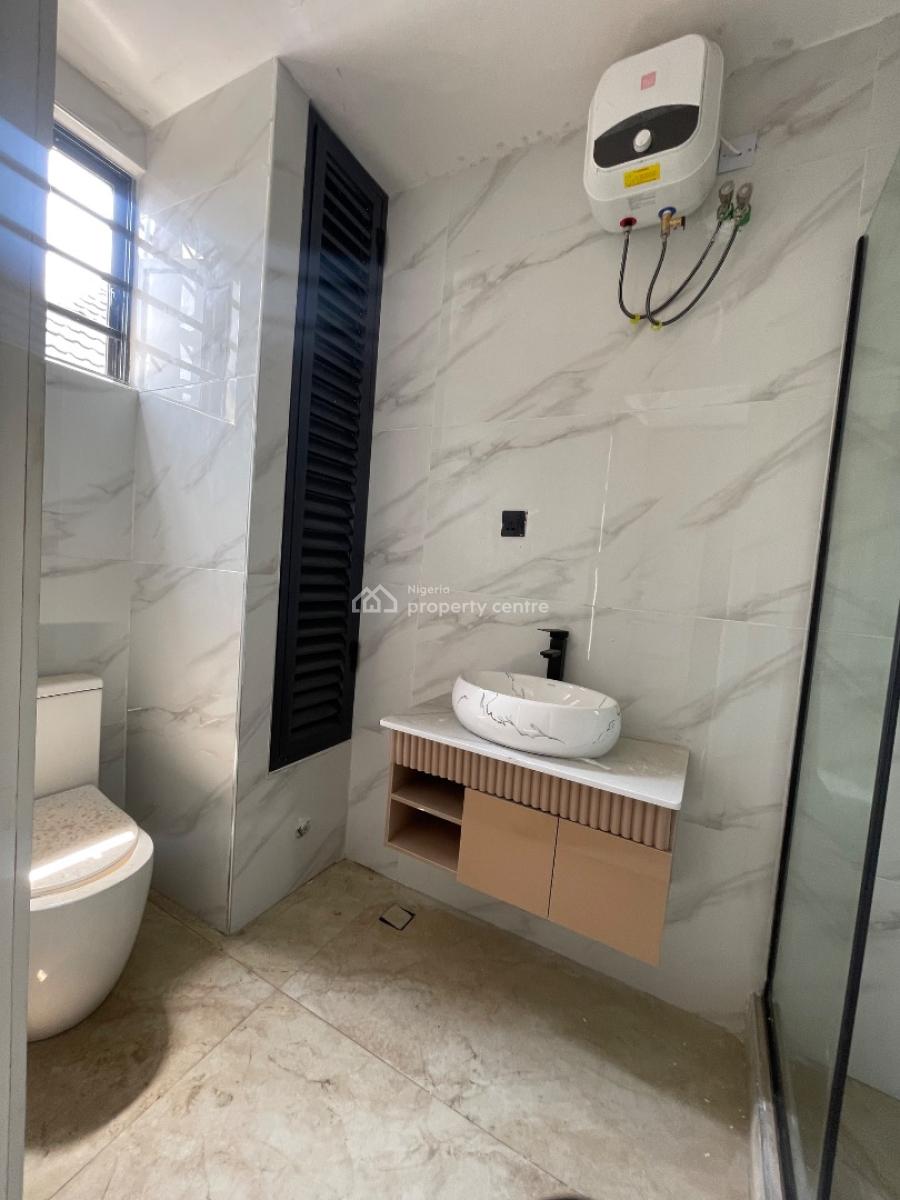 2 Bedroom Apartment, Lekki, Lagos, House for Sale