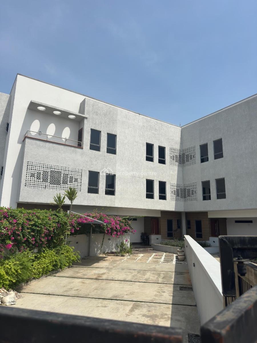 4 Bedroom Townhouse with 2 Living Rooms, Lekki Phase 1, Lekki, Lagos, House for Rent