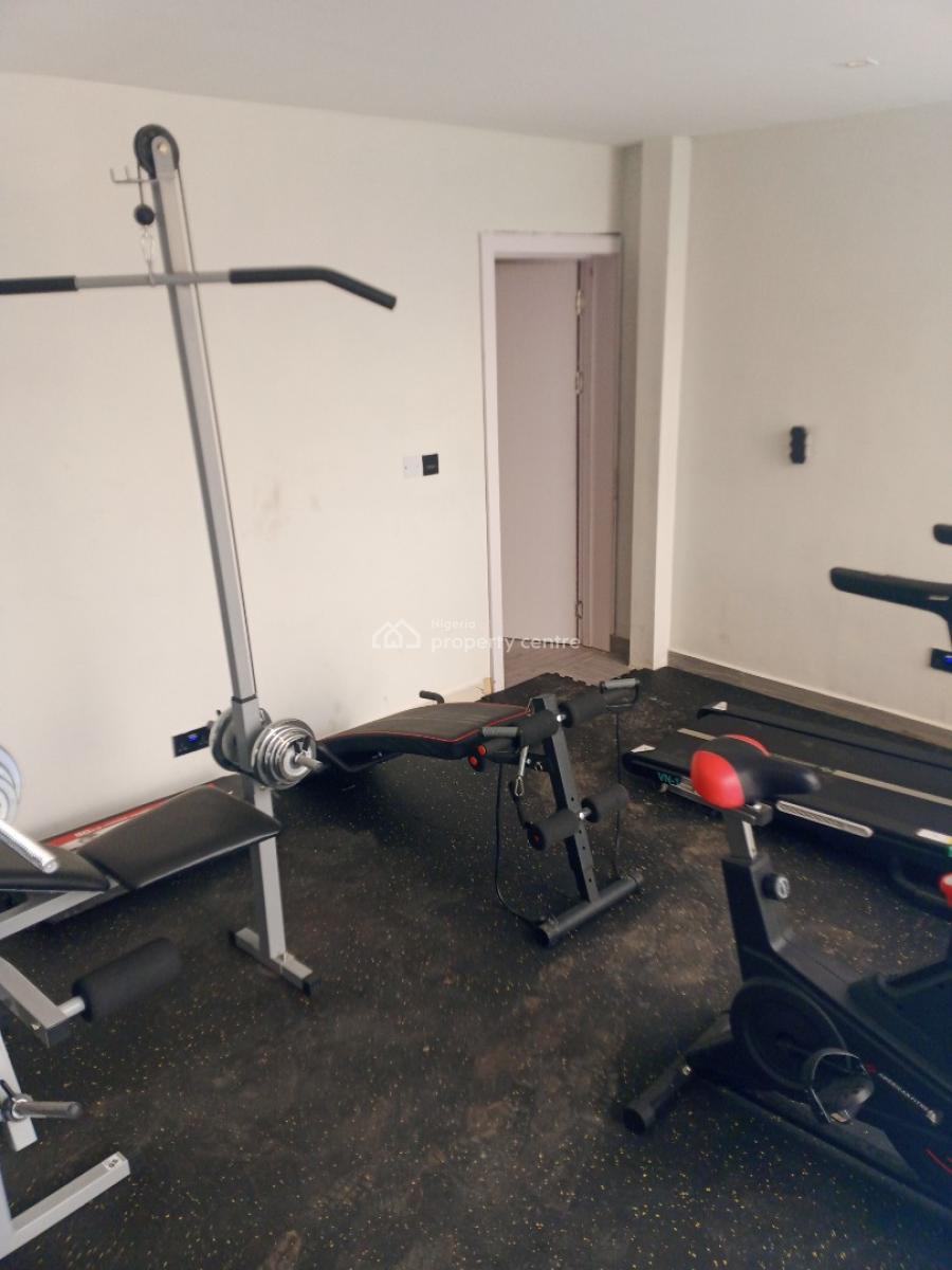 Spacious 3 Bedroom Apartment, Off Emma Abimbola Cole, Lekki Phase 1, Lekki, Lagos, Flat / Apartment for Sale