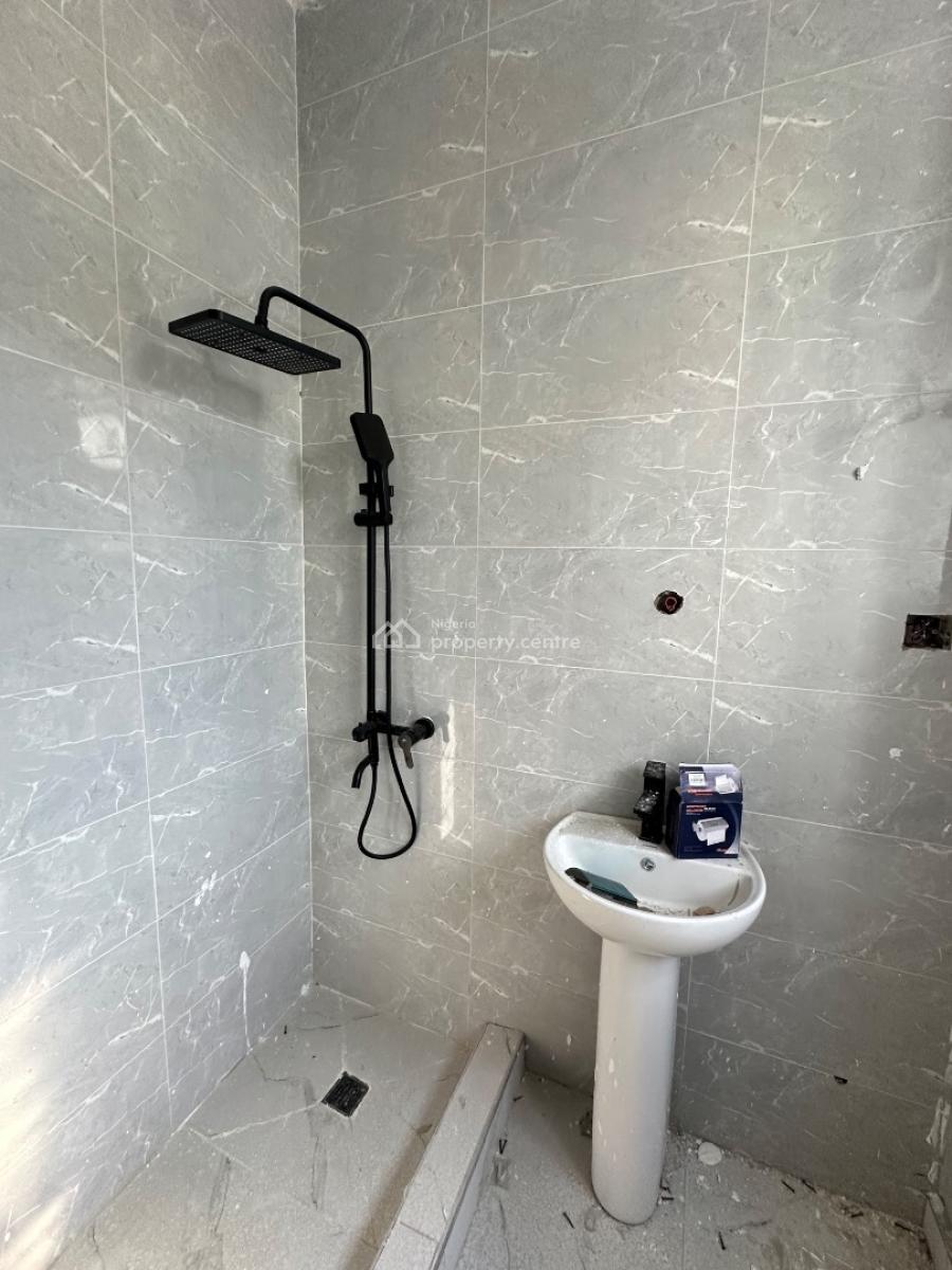 Contemporary 2-bedroom Apartment with Swimming Pool, Ikate Elegushi, Lekki, Lagos, Flat / Apartment for Sale