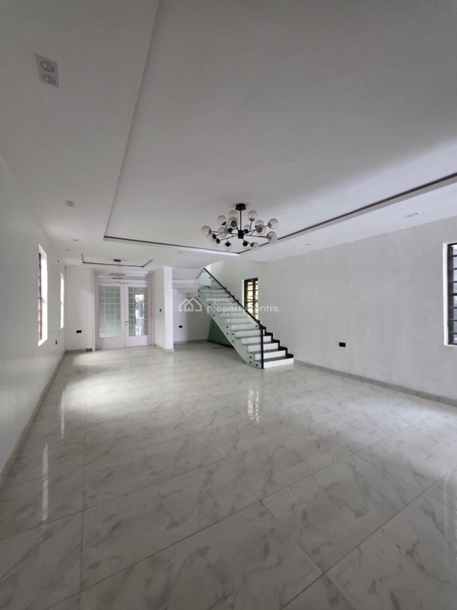 Well Built 5 Bedroom Detached Duplex with Spacious Compound, Ologolo, Lekki, Lagos, Detached Duplex for Sale