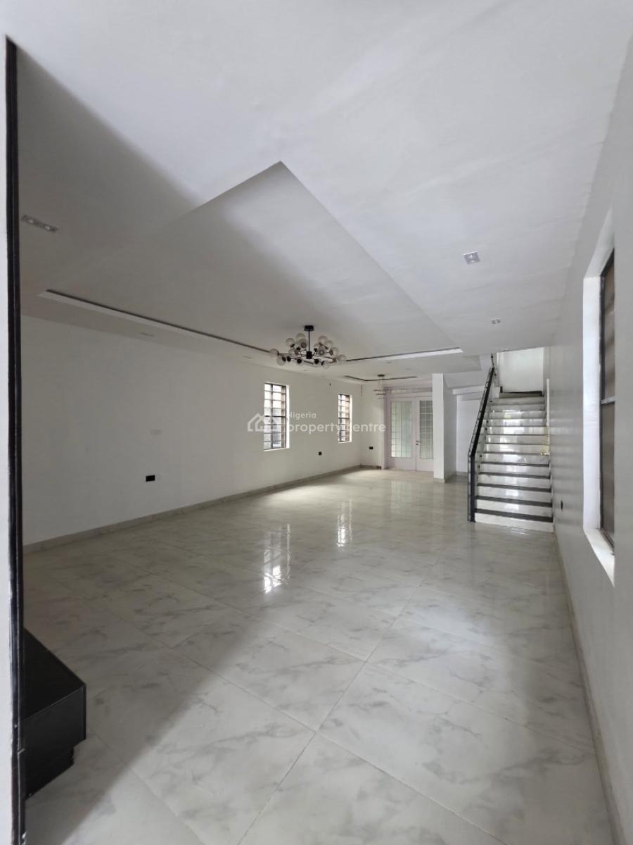 Well Built 5 Bedroom Detached Duplex with Spacious Compound, Ologolo, Lekki, Lagos, Detached Duplex for Sale