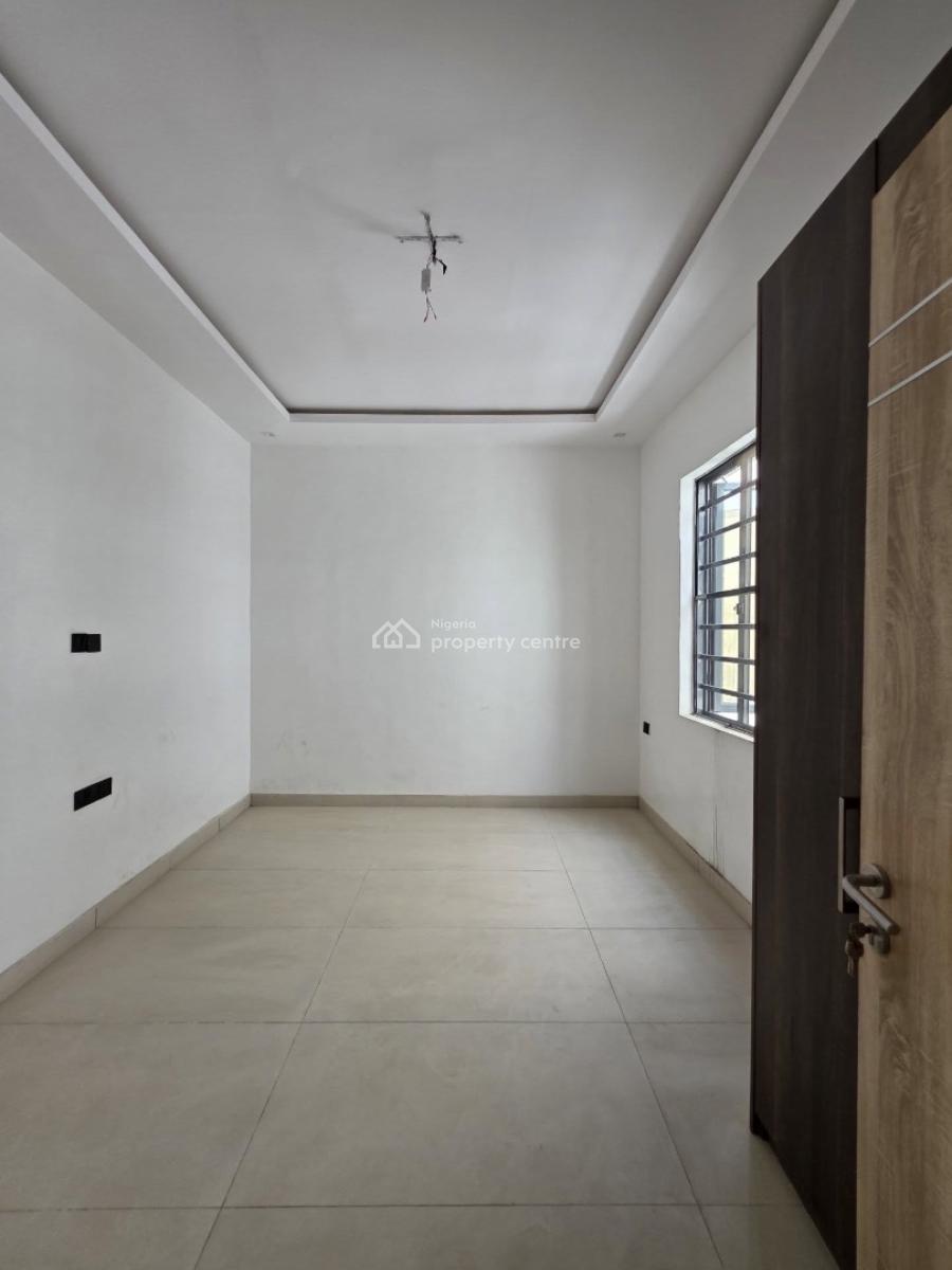 Well Built 5 Bedroom Detached Duplex with Spacious Compound, Ologolo, Lekki, Lagos, Detached Duplex for Sale