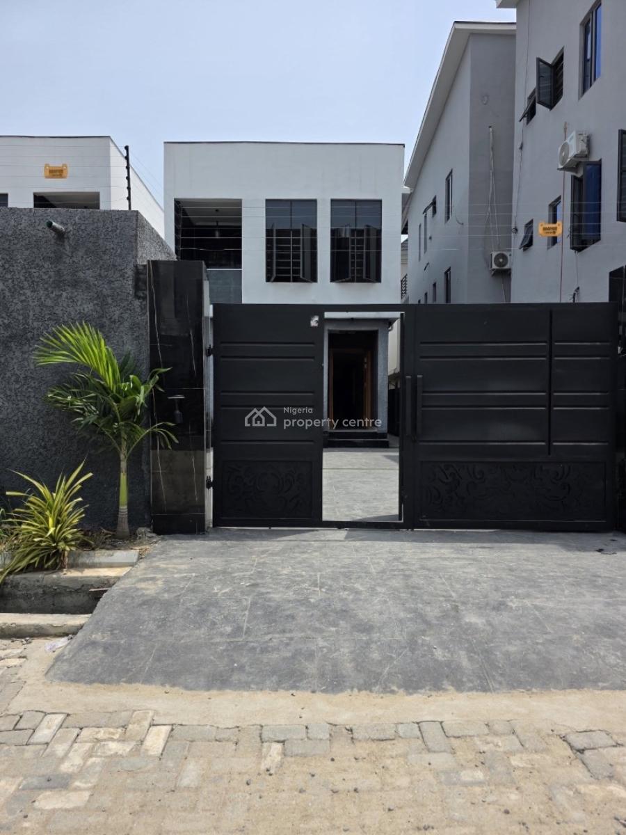 Well Built 5 Bedroom Detached Duplex with Spacious Compound, Ologolo, Lekki, Lagos, Detached Duplex for Sale
