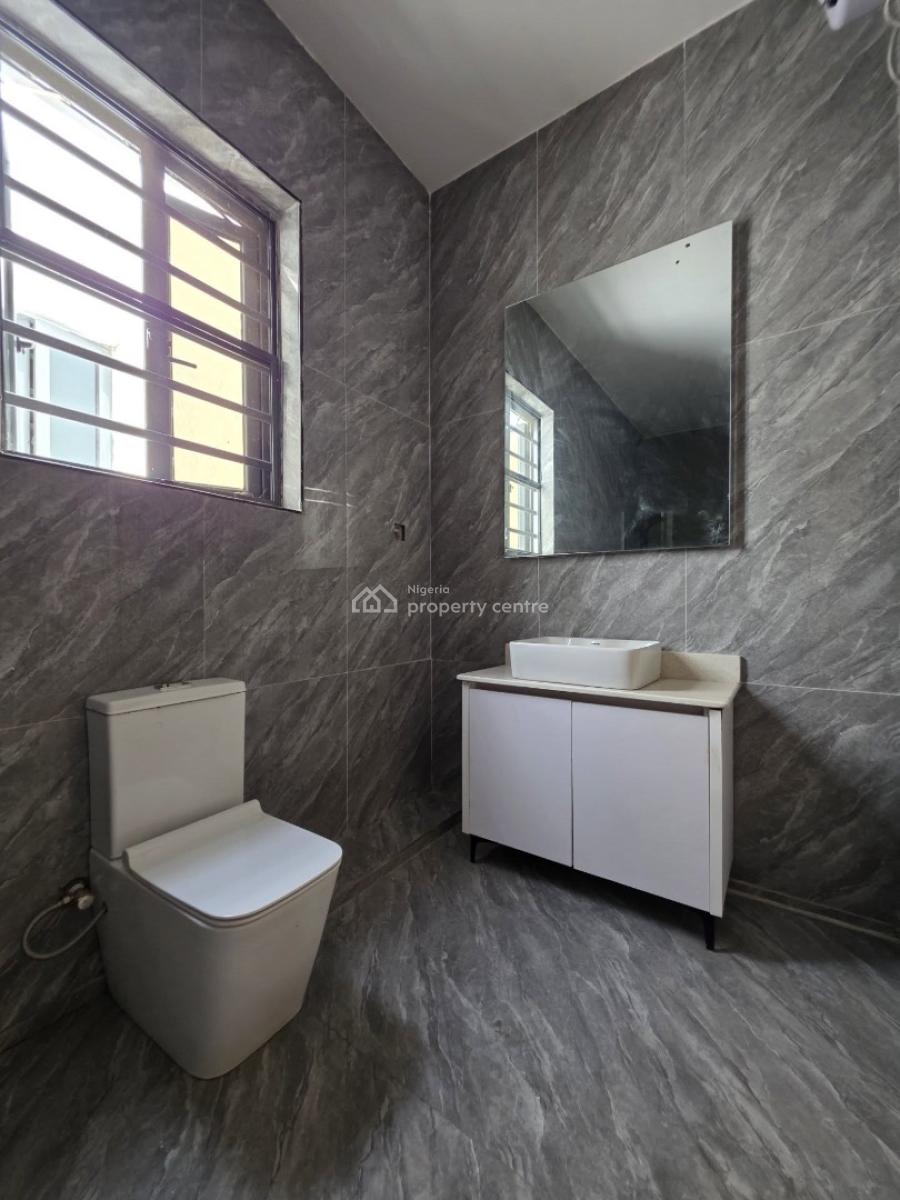 Well Built 5 Bedroom Detached Duplex with Spacious Compound, Ologolo, Lekki, Lagos, Detached Duplex for Sale