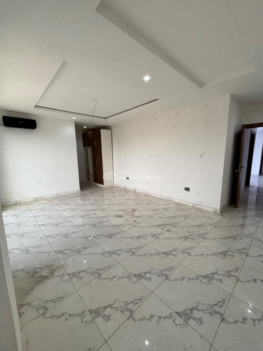 Spacious 2 Bedroom Apartment on The 2nd Floor with Swimming Pool., Ikate, Lekki, Lagos, Flat / Apartment for Rent