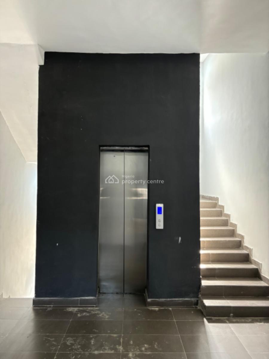 Spacious 2 Bedroom Apartment on The 2nd Floor with Swimming Pool., Ikate, Lekki, Lagos, Flat / Apartment for Rent