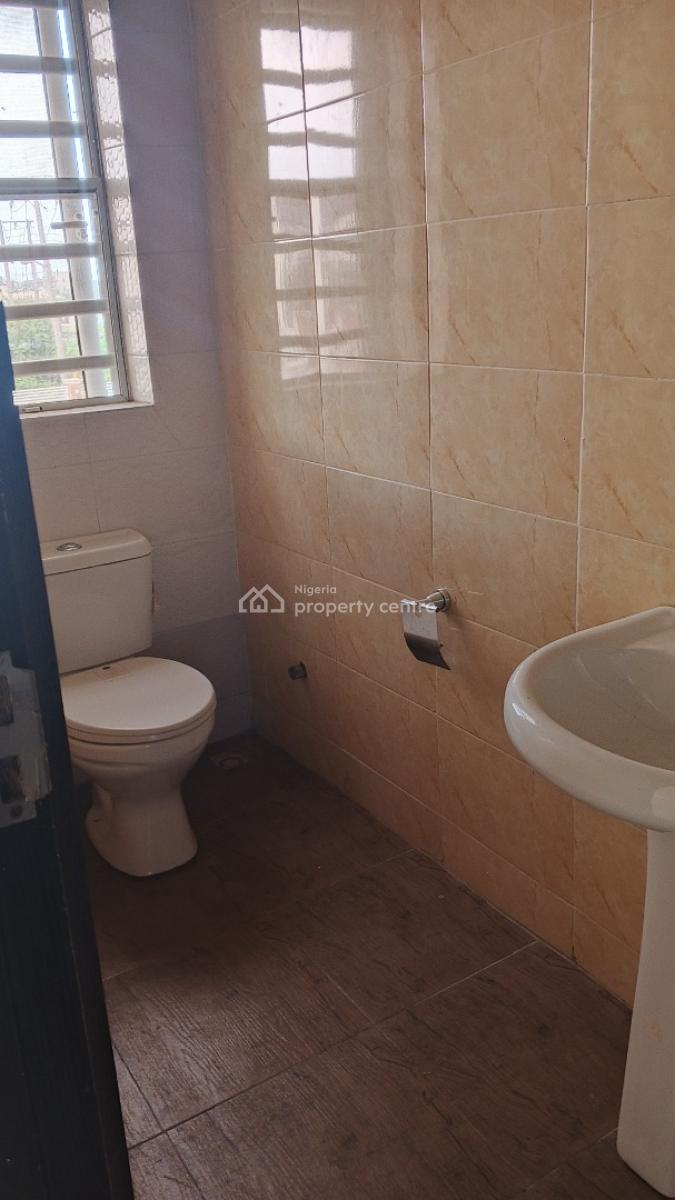 Luxury 2 Bedroom Flat, Scheme 2 Estate Abraham Adesanya Ajah, Lekki Phase 2, Lekki, Lagos, Flat / Apartment for Rent