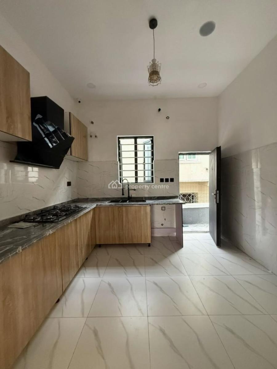 Serviced  3 Bedroom  Terrace Duplex, Sangotedo, Ajah, Lagos, Terraced Duplex for Sale