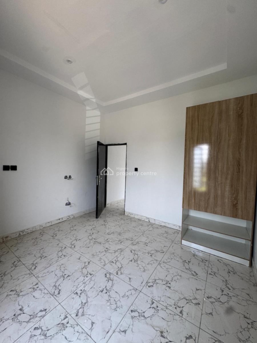 Serviced  3 Bedroom  Terrace Duplex, Sangotedo, Ajah, Lagos, Terraced Duplex for Sale