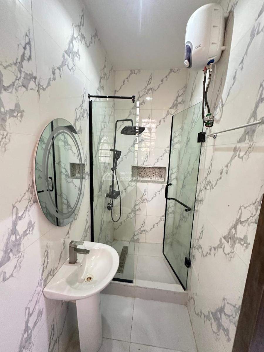 Newly Finished 3 Bedroom Apartment with Bq, Lekki Phase 1, Lekki, Lagos, House for Sale