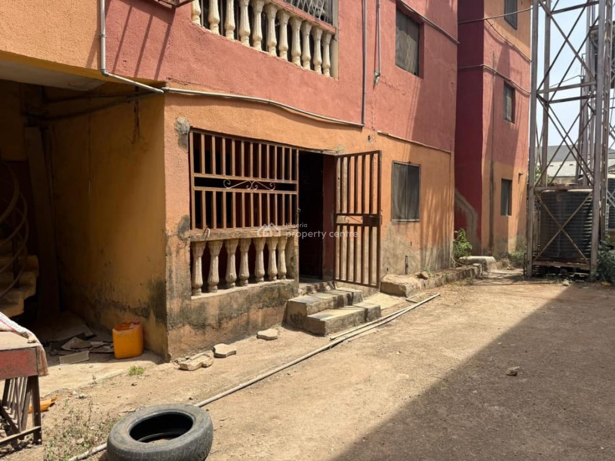 Exceptionally Spacious 3 Bedroom Apartment, Close to Fusion Plaza, Wuye, Abuja, Flat / Apartment for Sale