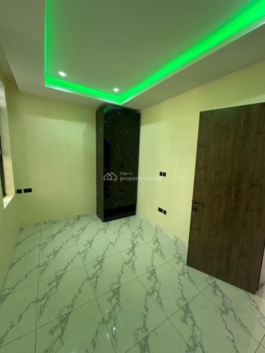 Newly Finished 2 Bedroom Apartment with Bq, Lekki Phase 1, Lekki, Lagos, Flat / Apartment for Sale