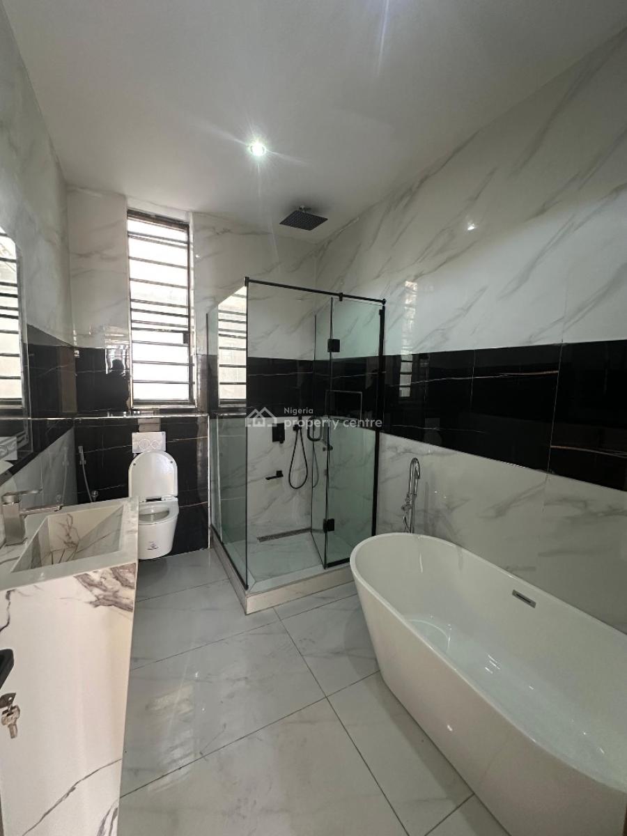 Newly Finished 2 Bedroom Apartment with Bq, Lekki Phase 1, Lekki, Lagos, Flat / Apartment for Sale