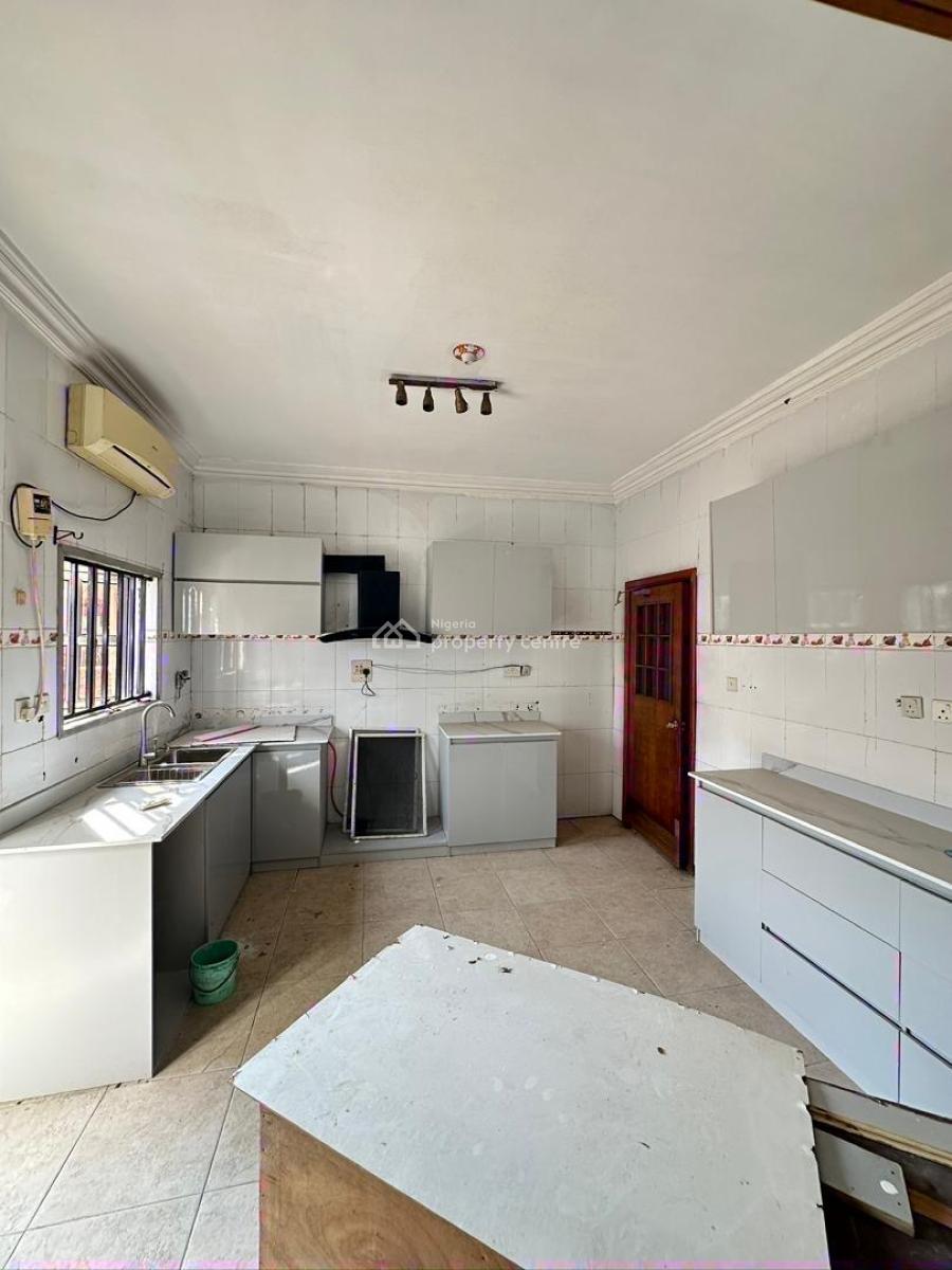 Newly Renovated 5 Bedroom Semi-detached Duplex for Lease, Lekki Phase 1, Lekki, Lagos, Semi-detached Duplex for Rent