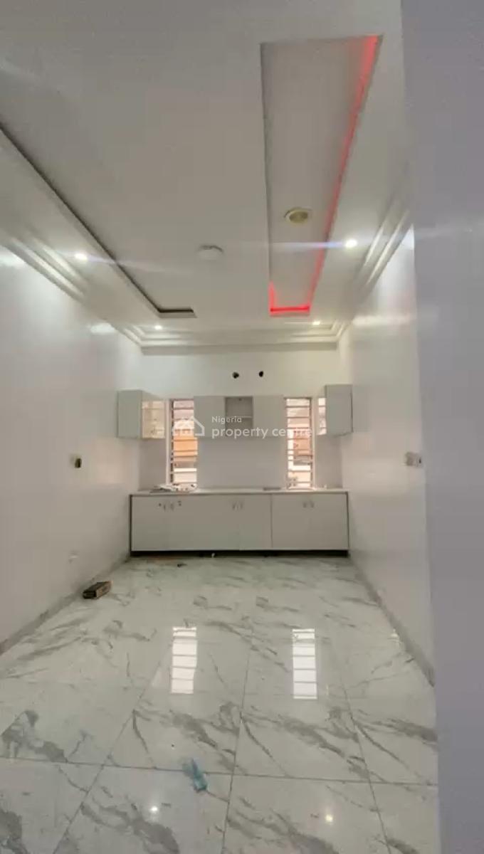 Luxury Executive Room (upper Floor) with Shared Kitchen, Ikota Villa, Ikota, Lekki, Lagos, Flat / Apartment for Rent