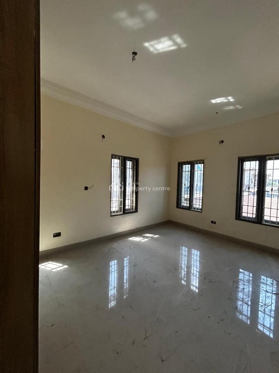 14 Units of Newly Built Miniflats, Akoka, Yaba, Lagos, Block of Flats for Sale