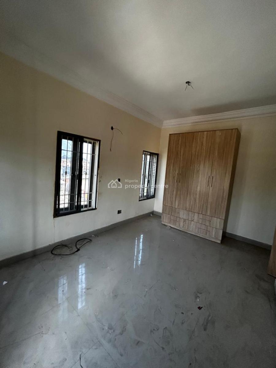 14 Units of Newly Built Miniflats, Akoka, Yaba, Lagos, Block of Flats for Sale