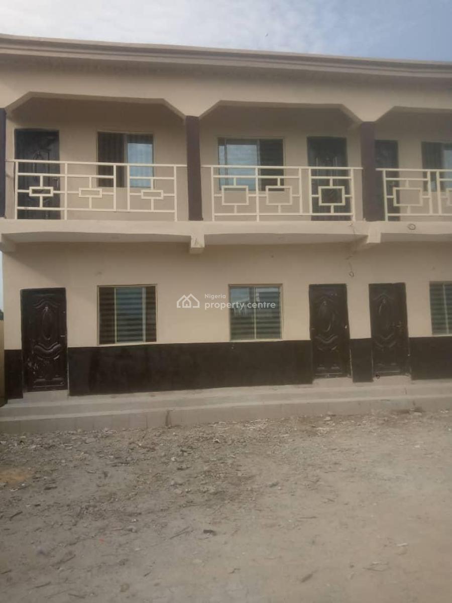 a Room Self Contained Downstairs, Lafiaji, Orchid Road, Lafiaji, Lekki, Lagos, Self Contain (single Rooms) for Rent