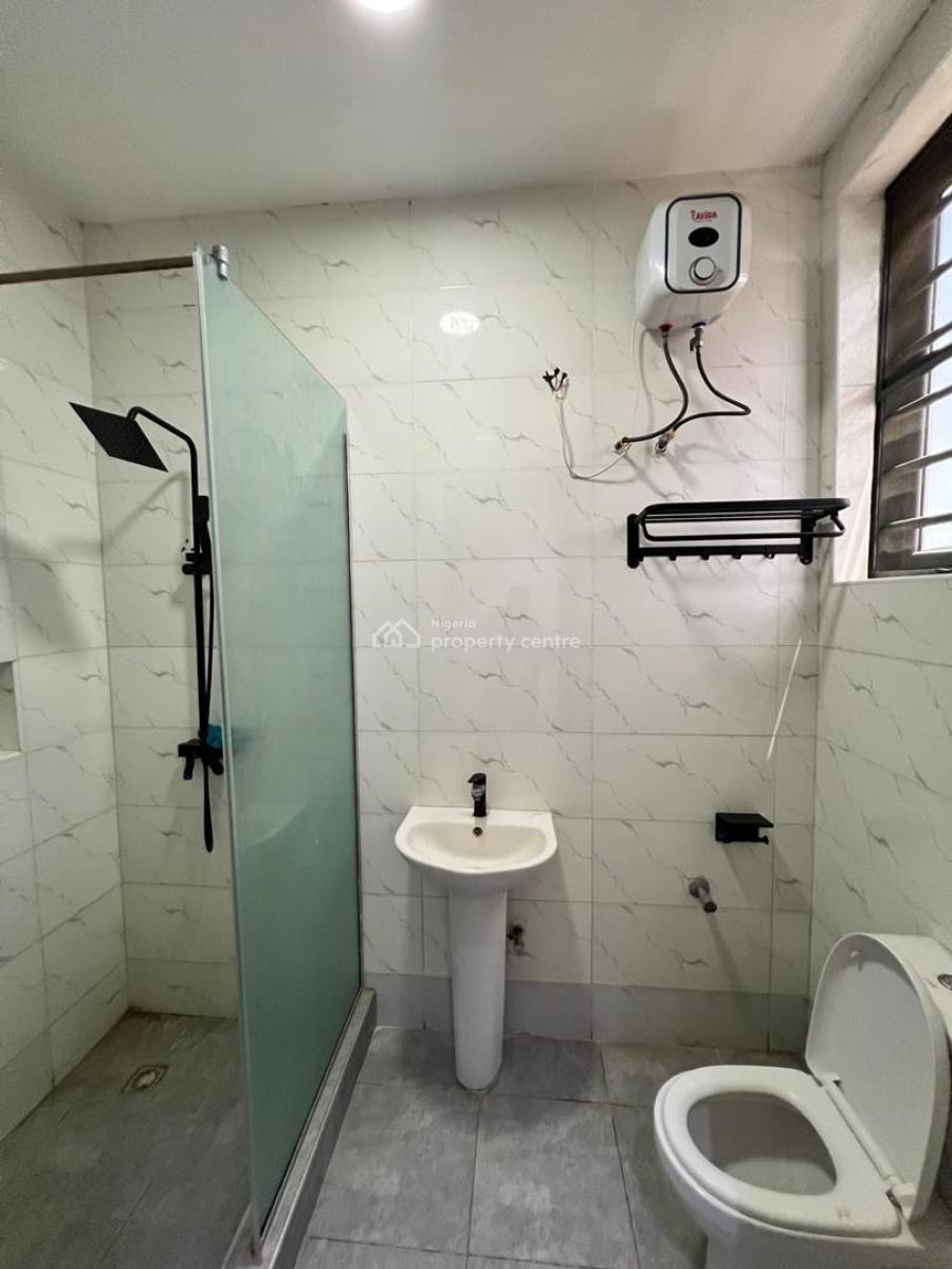 2bedroom Apartment, Ologolo, Lekki, Lagos, Flat / Apartment for Rent