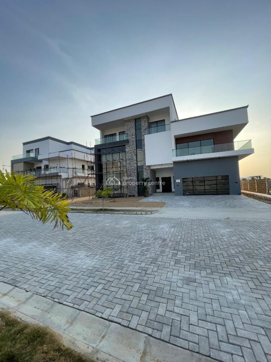 Luxurious Waterview 6 Bedroom Mansion in a Golf Course Estate, Gracefield Island, Chevron, Lekki, Lagos, House for Sale
