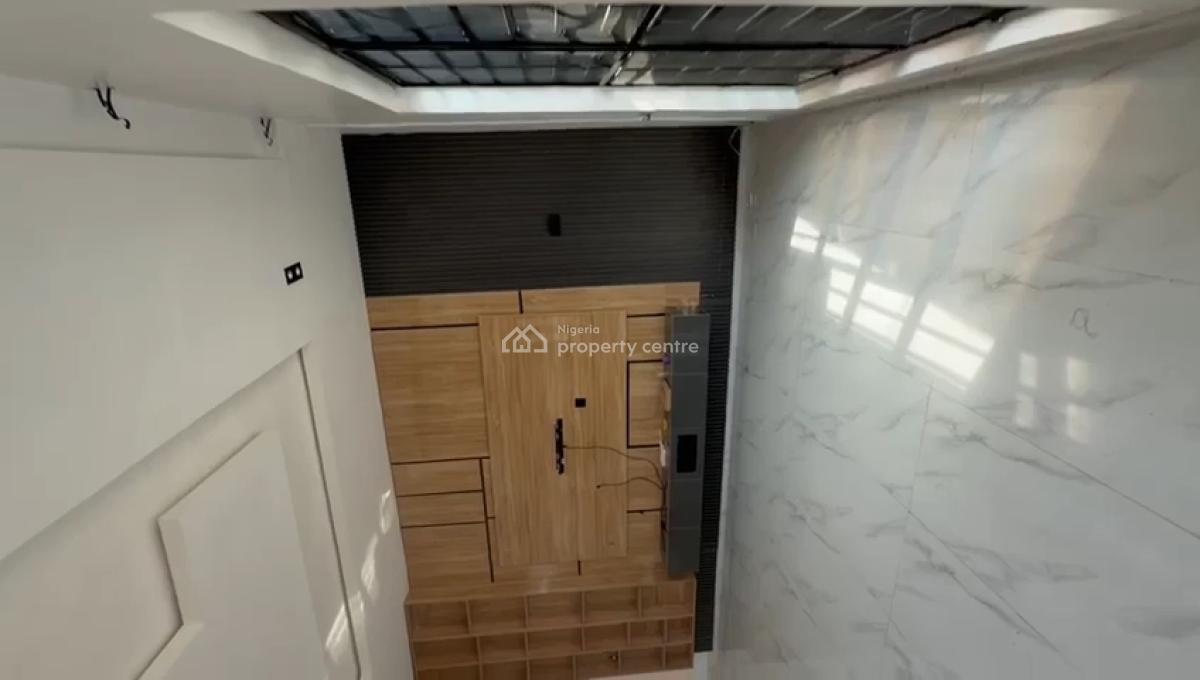 Luxury Spacious Studio with Fitted Open Plan Kitchen, Royal Pine, Orchid Road, Lekki, Lagos, Flat / Apartment for Rent