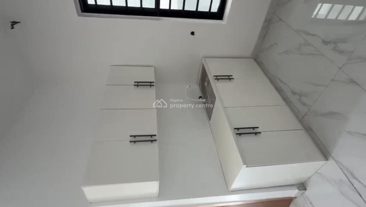 Luxury Spacious Studio with Fitted Open Plan Kitchen, Royal Pine, Orchid Road, Lekki, Lagos, Flat / Apartment for Rent